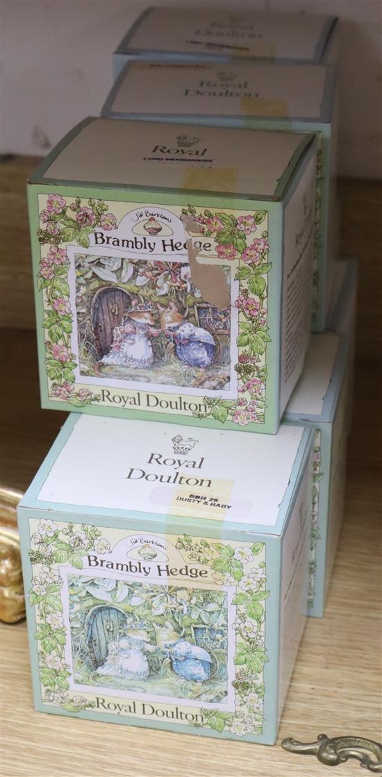 Ten various Royal Doulton Brambly Hedge characters including Mr Apple, Dusty Dogwood, Hoppy Eyebright, Dusty and Baby,